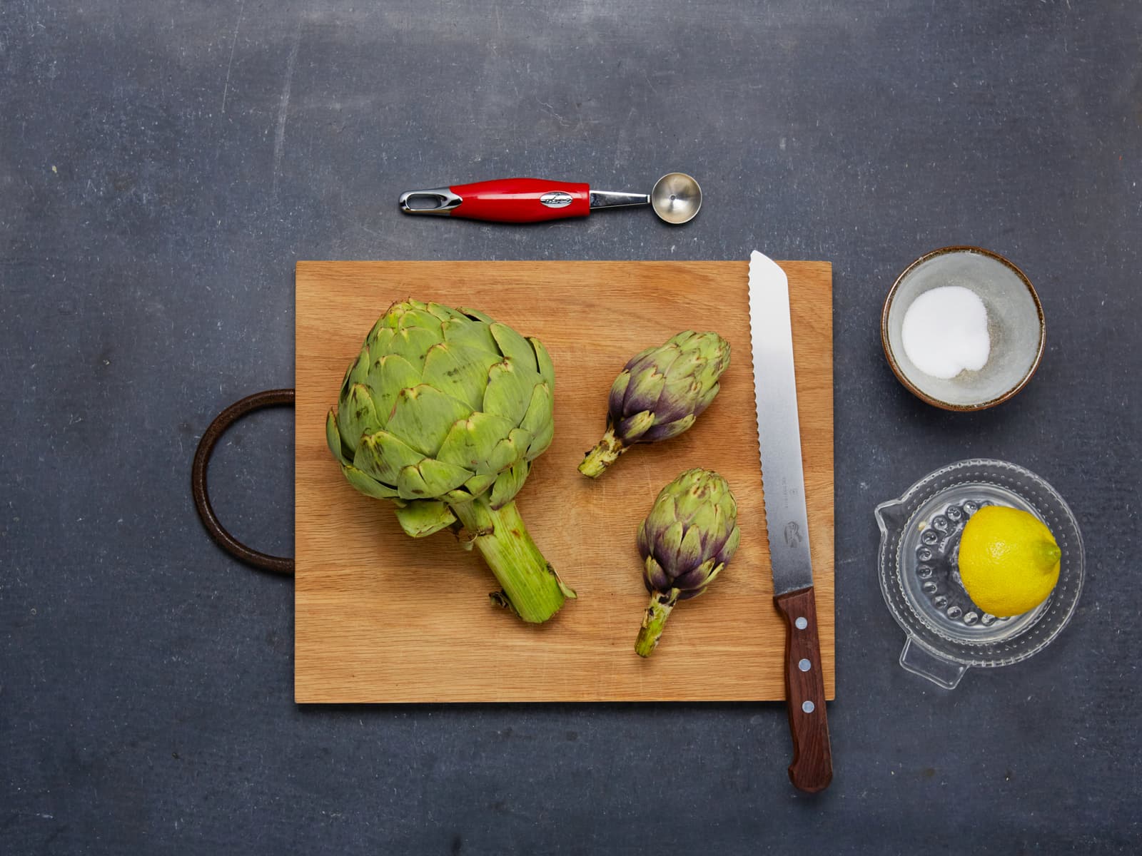 Mini-Artischocken mit Radicchio und Cherrytomaten | Rezept